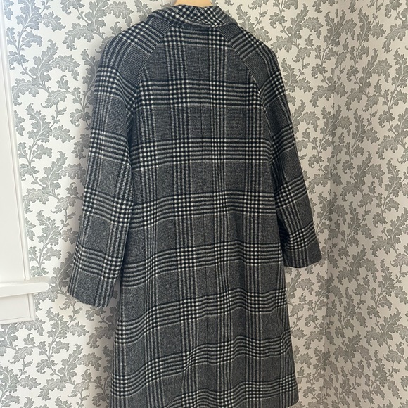 Nicholson & Nicholson Robe Coat - Picture 4 of 5